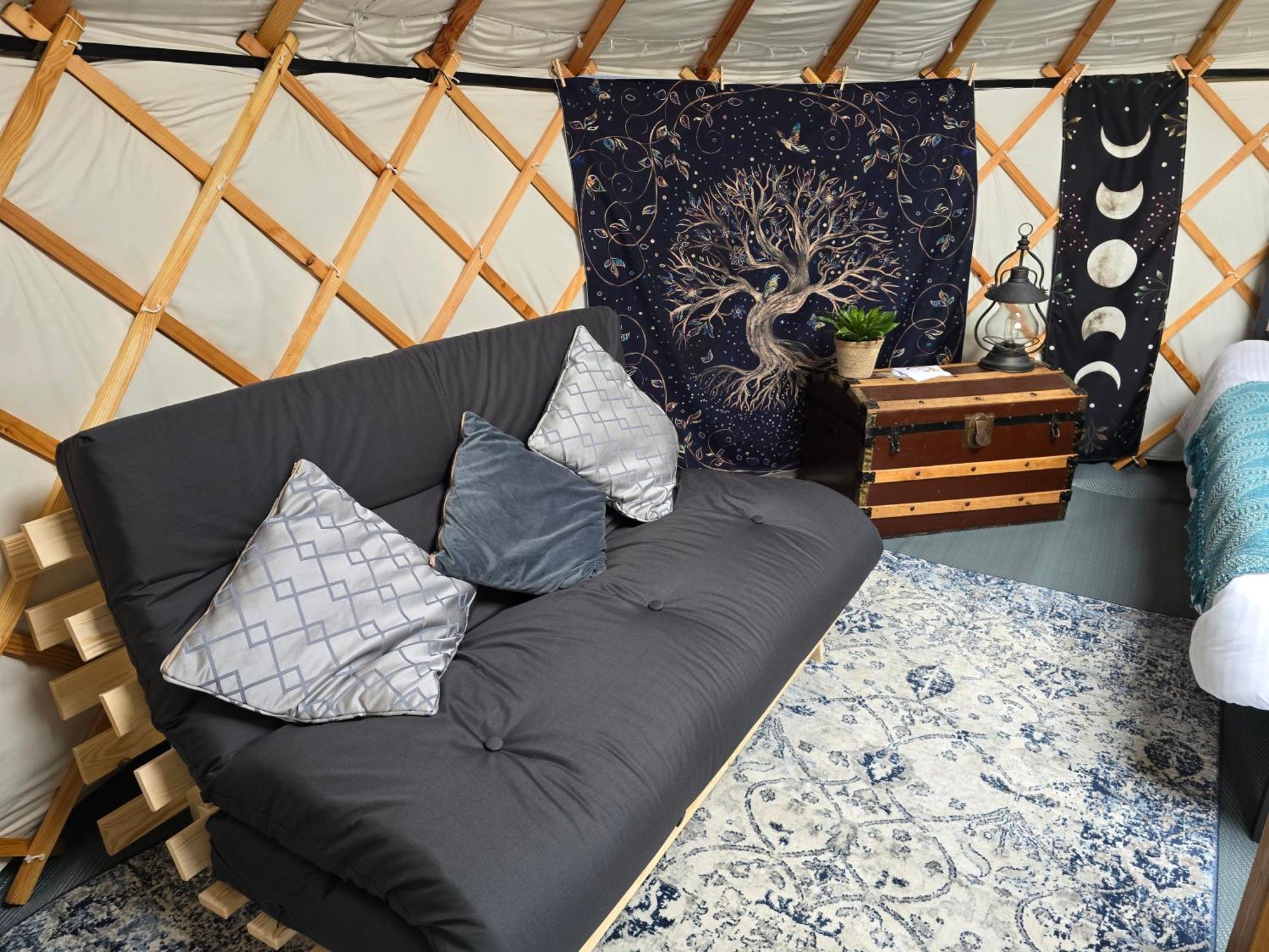 Rainbow's End Yurts Luxuszelt